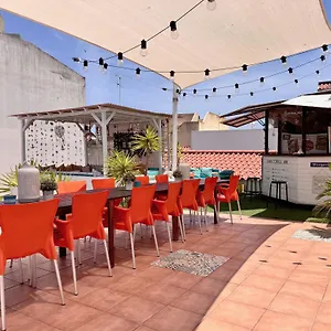 Orange Terrace Ostello